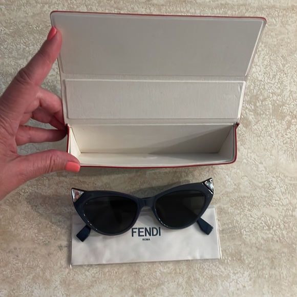 Fendi Blue Crystal Cat EyeSunglasses main image 4
